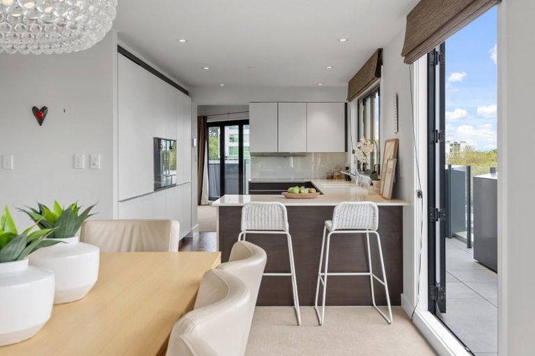 Photo of property in 50i Carlton Mill Road, Merivale, Christchurch, 8014