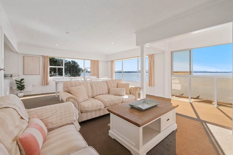 Photo of property in 59 Torkar Road, Clarks Beach, 2122