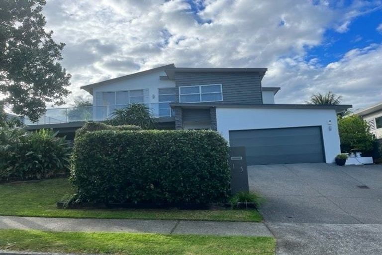 Photo of property in 13 Tranquility Rise, Mellons Bay, Auckland, 2014