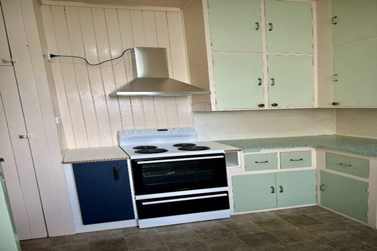 Photo of property in 36 Saint Johns Avenue, Palmerston North, 4414