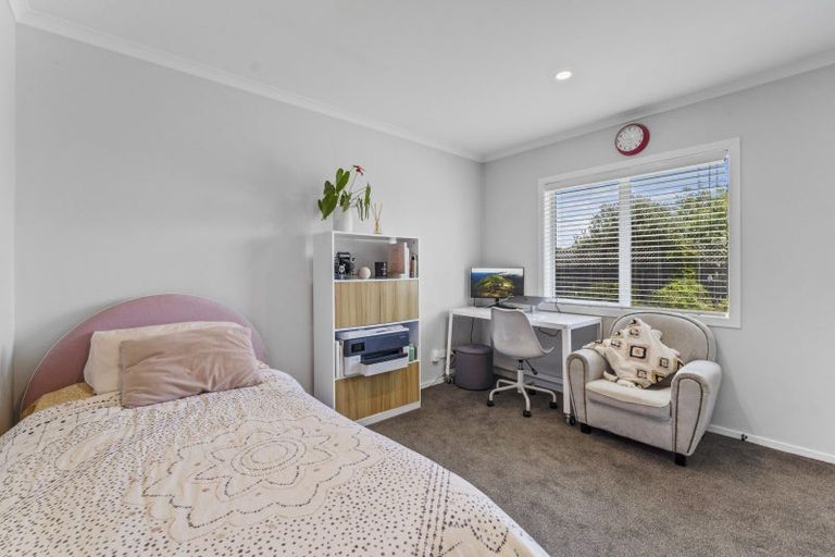 Photo of property in 15 Gallipoli Place, Paraparaumu, 5032