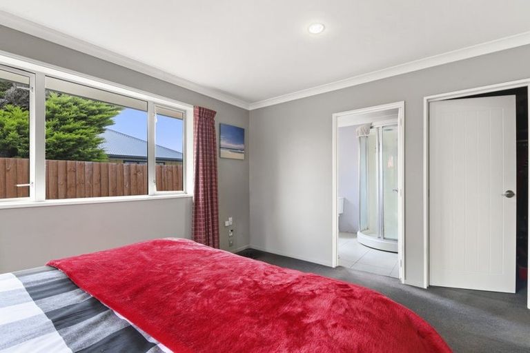 Photo of property in 98 Charles Street, Rangiora, 7400