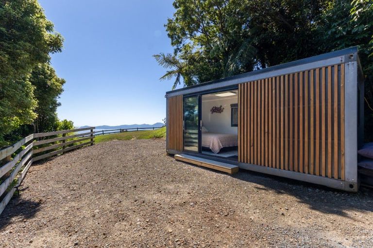 Photo of property in 198-200 Maungakotukutuku Road, Paraparaumu, 5032