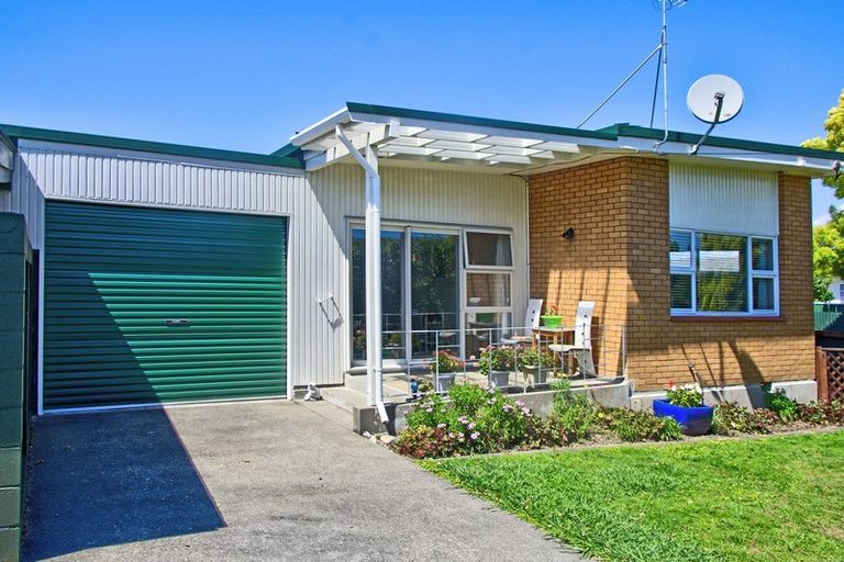 Photo of property in 6 Totara Street, Lansdowne, Masterton, 5810