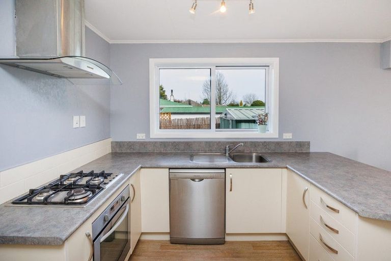 Photo of property in 2 Mcclure Street, Feilding, 4702