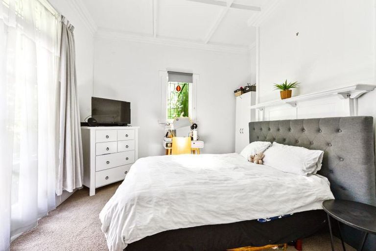 Photo of property in 34 Te Aroha Street, Hamilton East, Hamilton, 3216