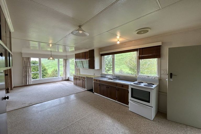 Photo of property in 447 Hinemoa Valley Road, Kaitawa, Pahiatua, 4981
