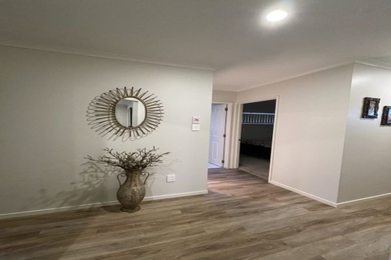 Photo of property in 44 Farmdale Court, Flat Bush, Auckland, 2019