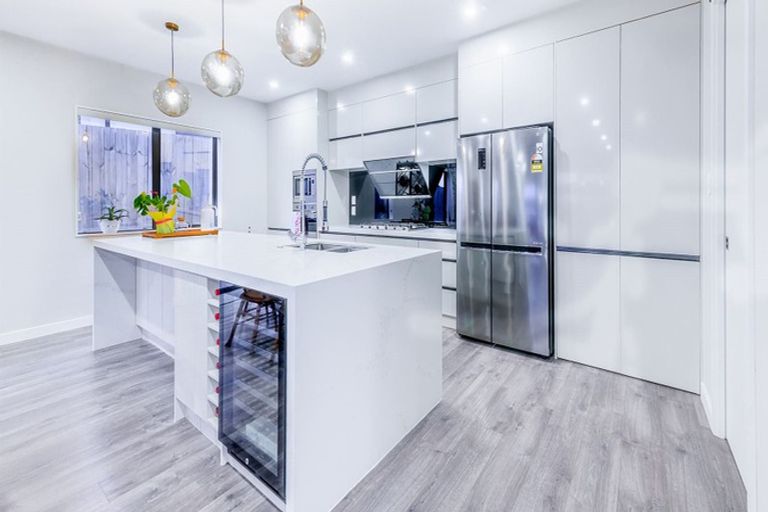 Photo of property in 48 Eighth View Avenue, Beachlands, Auckland, 2018