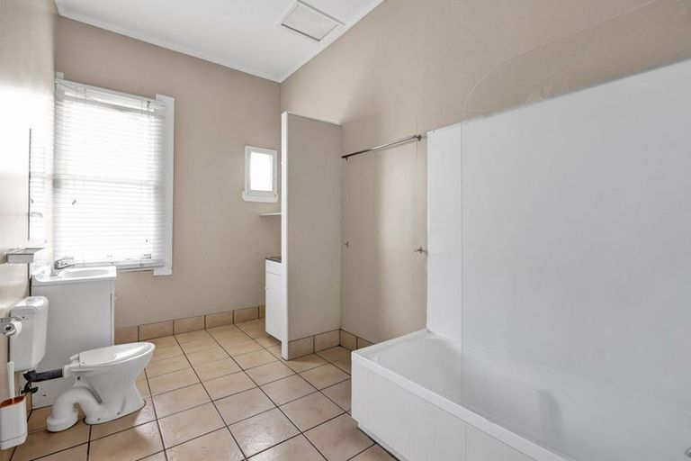 Photo of property in 15 Weld Street, Normanby, Hawera, 4614