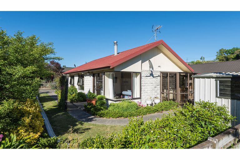 Photo of property in 64 Waimea Road, Nelson South, Nelson, 7010