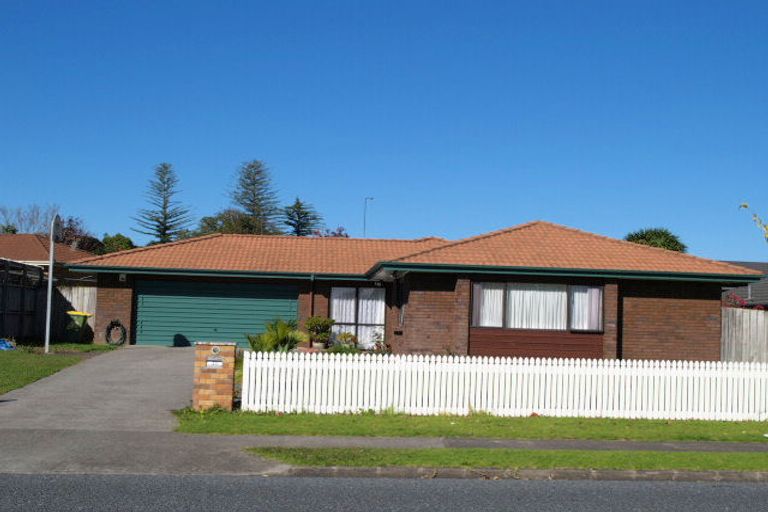 Photo of property in 28 Millhouse Drive, Northpark, Auckland, 2013
