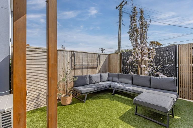 Photo of property in 2/48 Ward Street, Addington, Christchurch, 8024