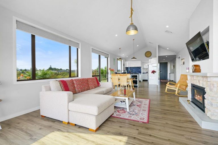 Photo of property in 23 Hyatt Close, Leamington, Cambridge, 3432