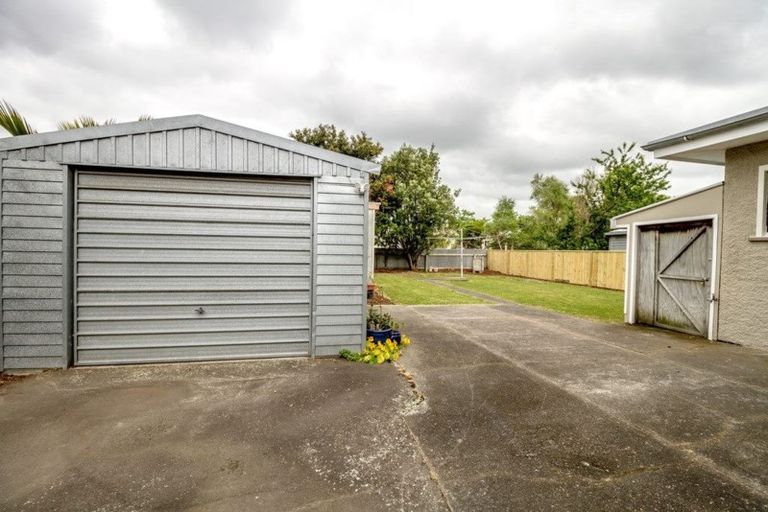 Photo of property in 90 Lyndhurst Street, Takaro, Palmerston North, 4412