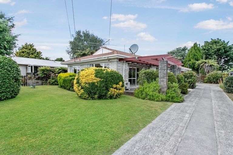 Photo of property in 57 Fernaig Street, Papakura, 2110