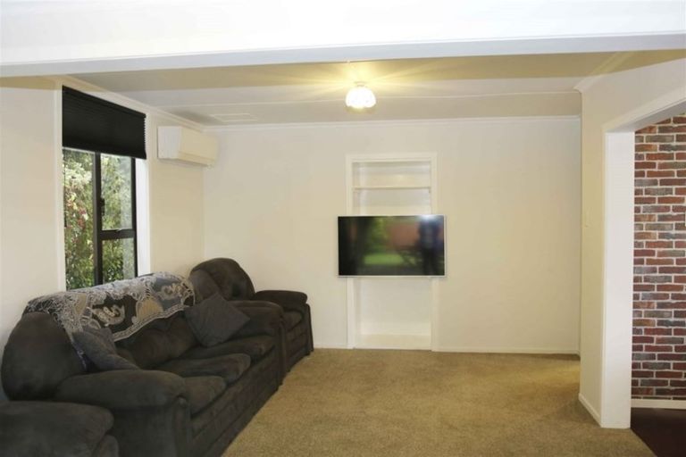 Photo of property in 12 Robertson Street, Richmond, Invercargill, 9810