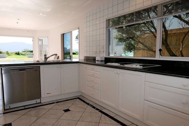 Photo of property in 99b Manly Street, Paraparaumu Beach, Paraparaumu, 5032