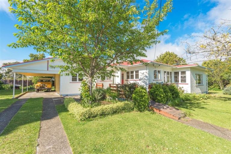 Photo of property in 32 Suther Street, Waverley, 4510