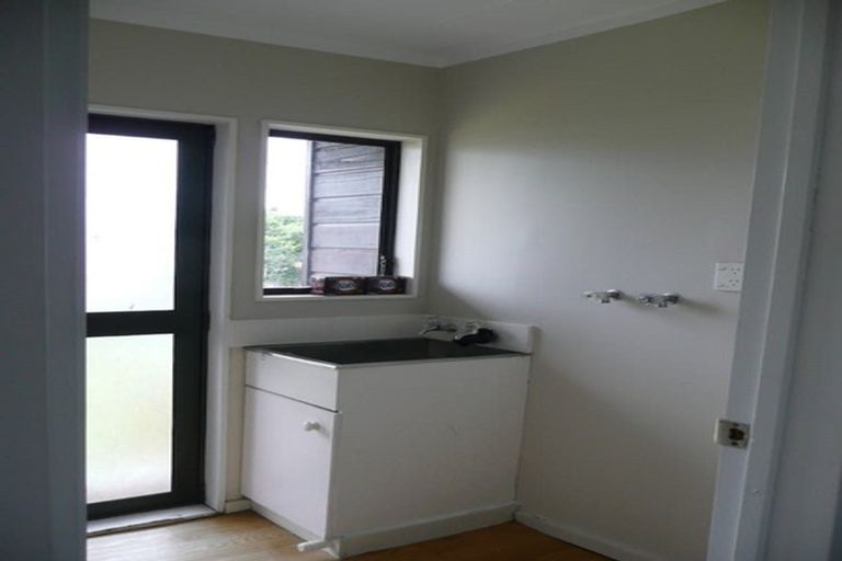 Photo of property in 96 Shifnal Drive, Randwick Park, Auckland, 2105