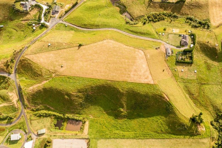 Photo of property in 469b Plymouth Road, Koru, New Plymouth, 4374