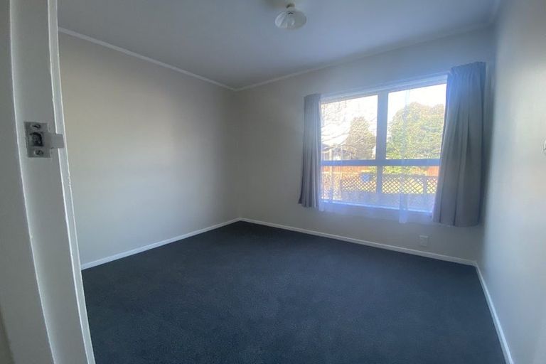 Photo of property in 58 Riverpark Crescent, Henderson, Auckland, 0610