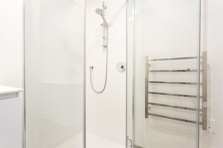 Photo of property in 8 Dorothy Thorpe Way, New Lynn, 0600