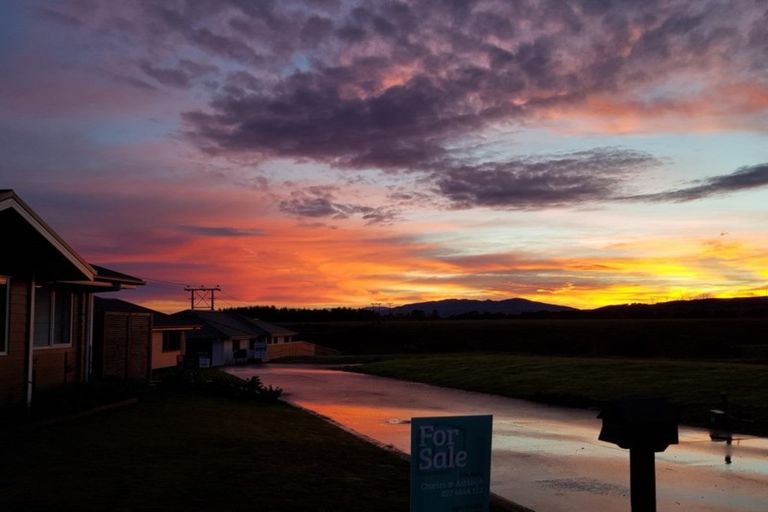 Photo of property in 31 Silicon Way, Fitzherbert, Palmerston North, 4410