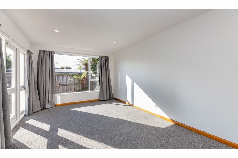Photo of property in 60 Trafalgar Street, St Albans, Christchurch, 8014