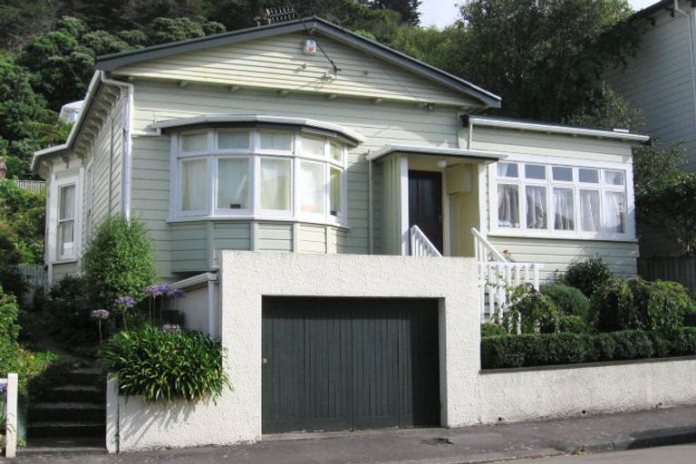 Photo of property in 9 Burnell Avenue, Thorndon, Wellington, 6011