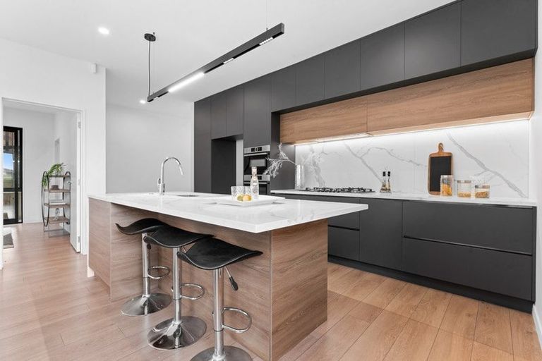 Photo of property in 3 Anehu Place, Greenhithe, Auckland, 0632