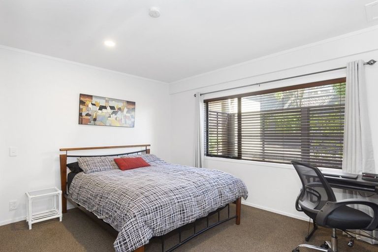 Photo of property in 120a Oceanbeach Road, Mount Maunganui, 3116