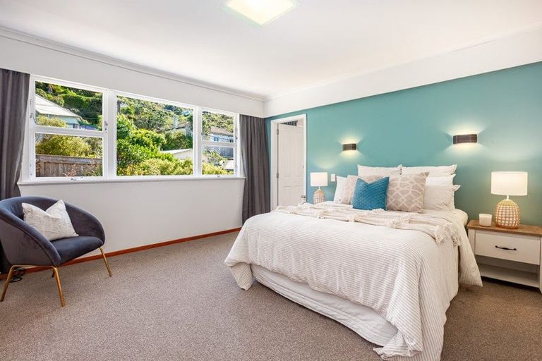 Photo of property in 8 Jalna Avenue, Khandallah, Wellington, 6035