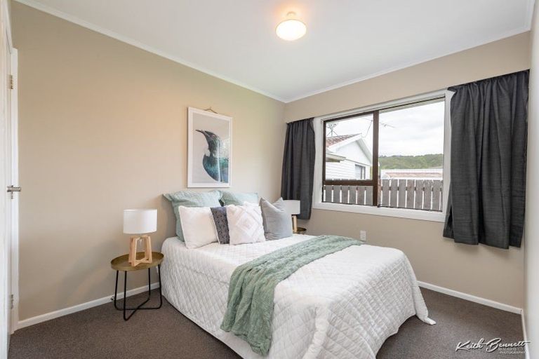 Photo of property in 3 Snell Grove, Clouston Park, Upper Hutt, 5018