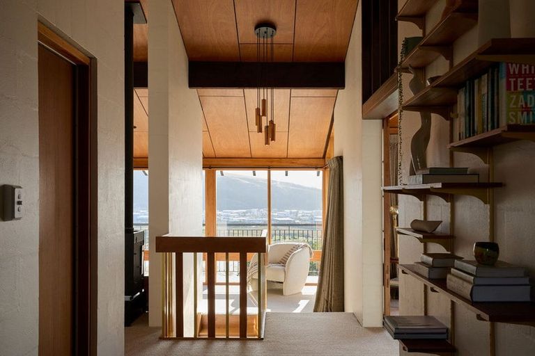 Photo of property in 76 Cannon Hill Crescent, Mount Pleasant, Christchurch, 8081