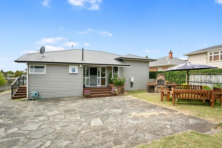 Photo of property in 197 Brady Street, Te Awamutu, 3800