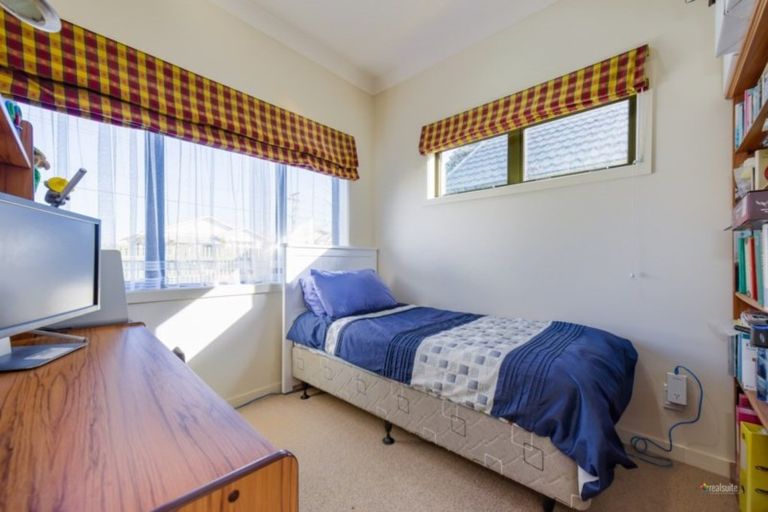 Photo of property in 9 Heretaunga Street, Petone, Lower Hutt, 5012