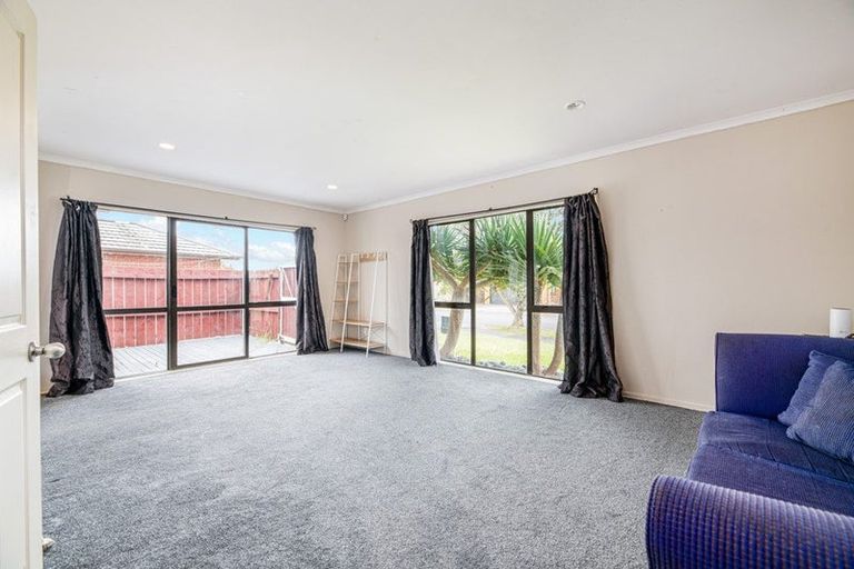 Photo of property in 44 Basra Drive, Henderson, Auckland, 0612