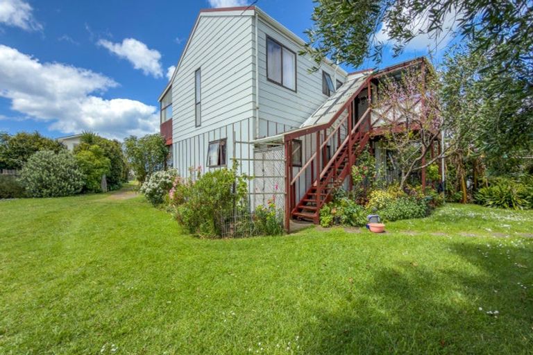 Photo of property in 48 Kon Tiki Road, Whiritoa, Whangamata, 3691