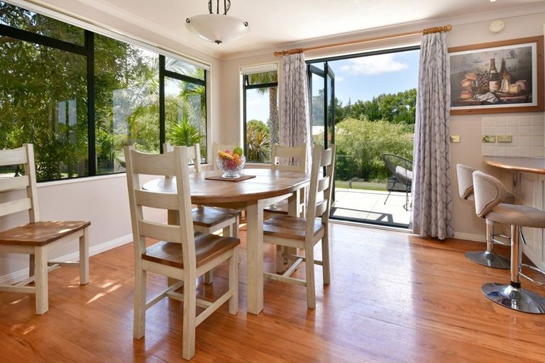 Photo of property in 39 Regency Park Drive, Gulf Harbour, Whangaparaoa, 0930