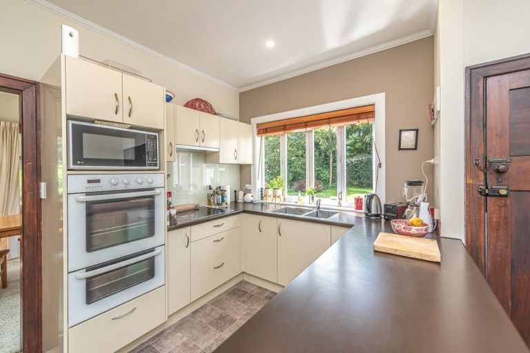 Photo of property in 4 Kent Road, Saint Johns Hill, Whanganui, 4501