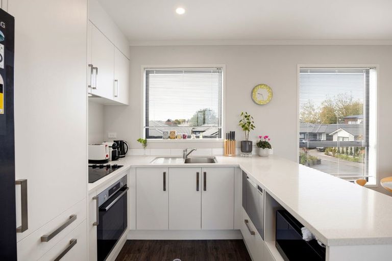 Photo of property in 8/37 North Ridge Drive, Rototuna North, Hamilton, 3210