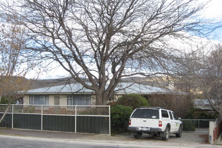 Photo of property in 14 Royal Terrace, Alexandra, 9320