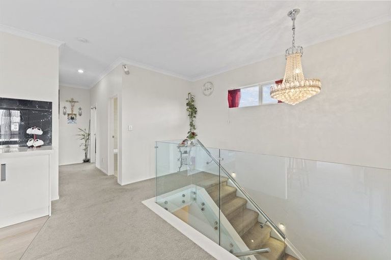 Photo of property in 57 Pitt Avenue, Clendon Park, Auckland, 2103