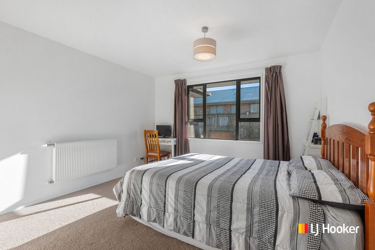 Photo of property in 1 White Hart Lane, Mosgiel, 9024