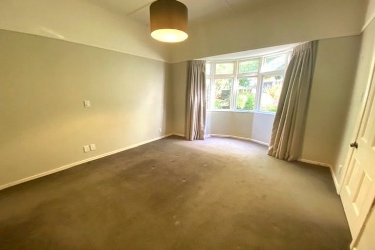 Photo of property in 29 Maida Vale Road, Roseneath, Wellington, 6011