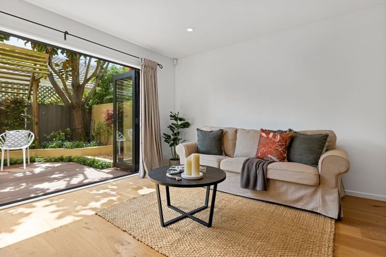 Photo of property in 1/20 Ayr Street, Riccarton, Christchurch, 8011