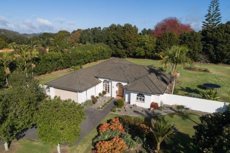 Photo of property in 32 Blue Marlin Drive, Kerikeri, 0230