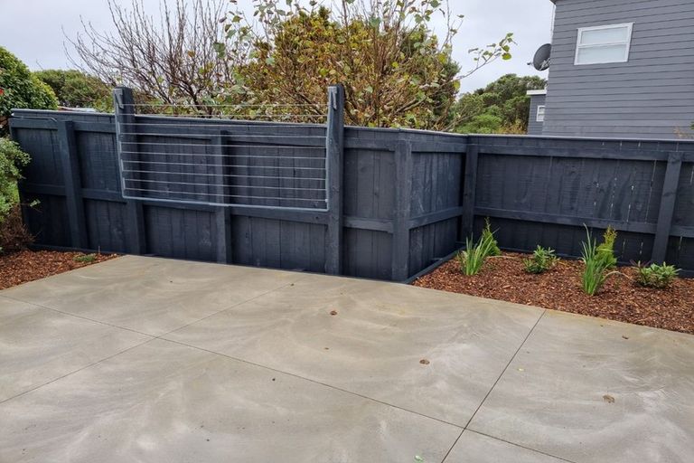 Photo of property in 8a Opapa Street, Titahi Bay, Porirua, 5022