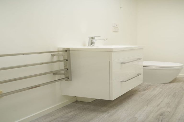 Photo of property in Pirie Street Townhouses, 5/35 Pirie Street, Mount Victoria, Wellington, 6011